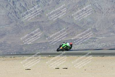 media/Dec-07-2025-CVMA (Sun) [[3e7d2de5dc]]/Race 8-Middleweight Shootout/